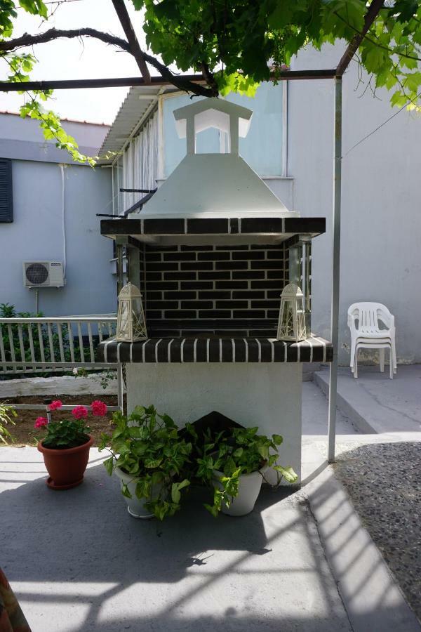 Anastasia' S Guest House Néos Marmarás Exterior foto